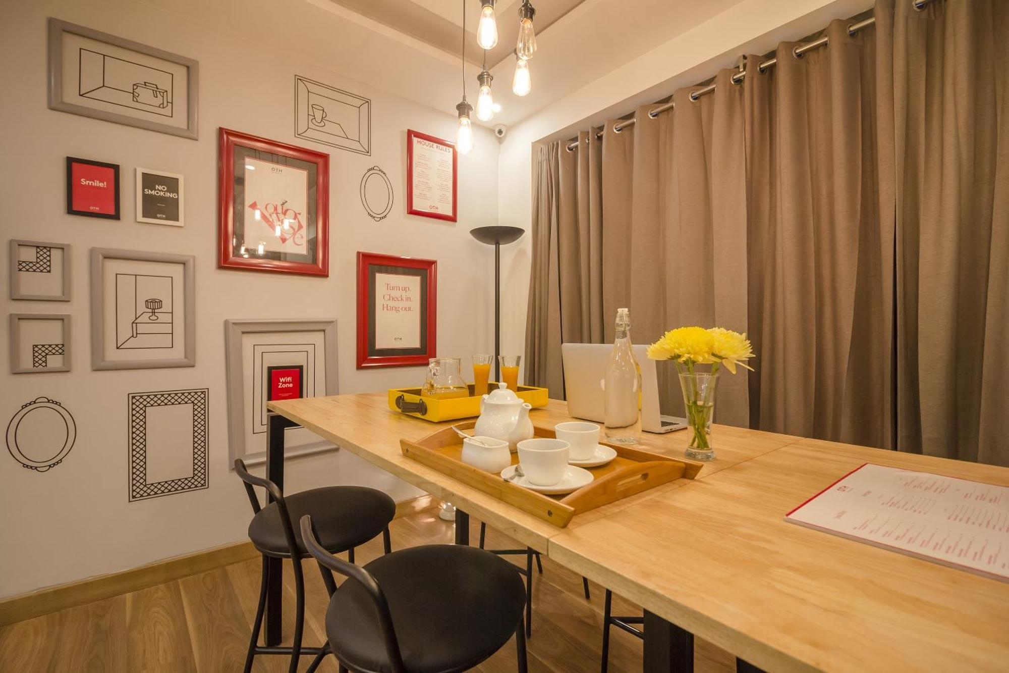 Townhouse The Premier View Near Iskcon Temple Noida Hotel Bagian luar foto